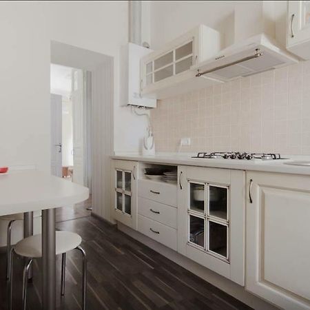 Apartment Julia 3 オデッサ エクステリア 写真